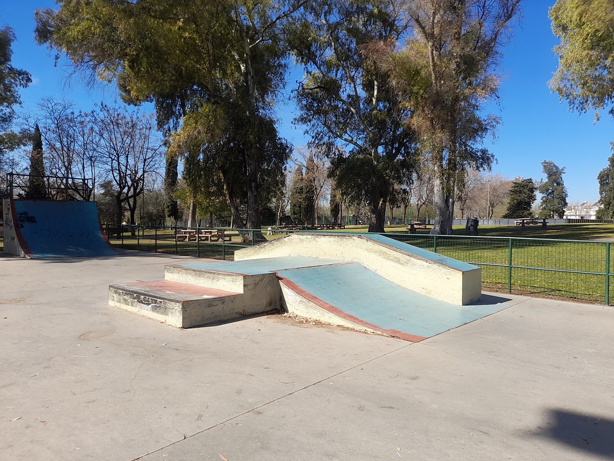 Dos Hermanas skatepark